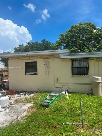 3100 NW 162nd St, Miami Gardens, FL 33054