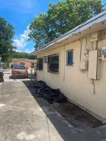 3100 NW 162nd St, Miami Gardens, FL 33054