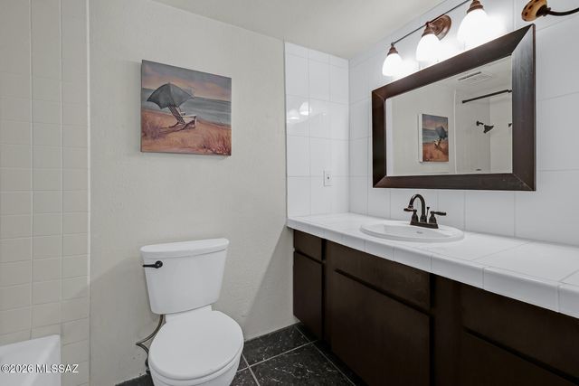 5701 E Glenn St Apt 76, Tucson, AZ 85712