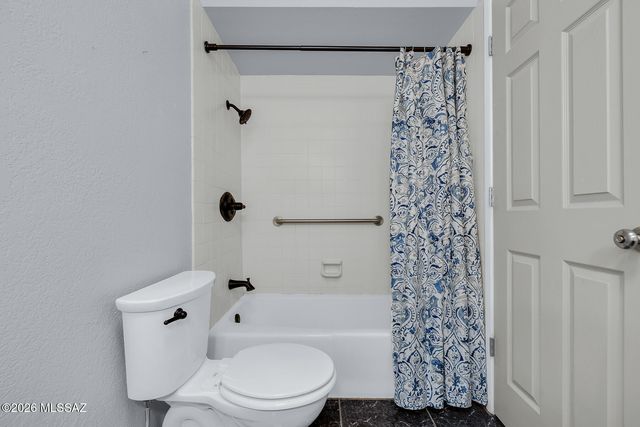 5701 E Glenn St Apt 76, Tucson, AZ 85712