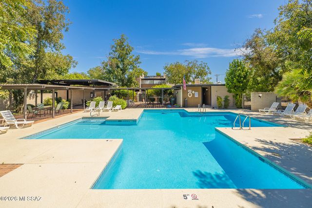 5701 E Glenn St Apt 76, Tucson, AZ 85712