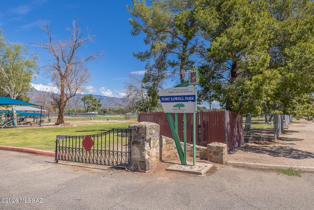 5701 E Glenn St Apt 76, Tucson, AZ 85712