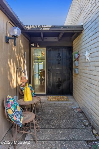 5701 E Glenn St Apt 76, Tucson, AZ 85712