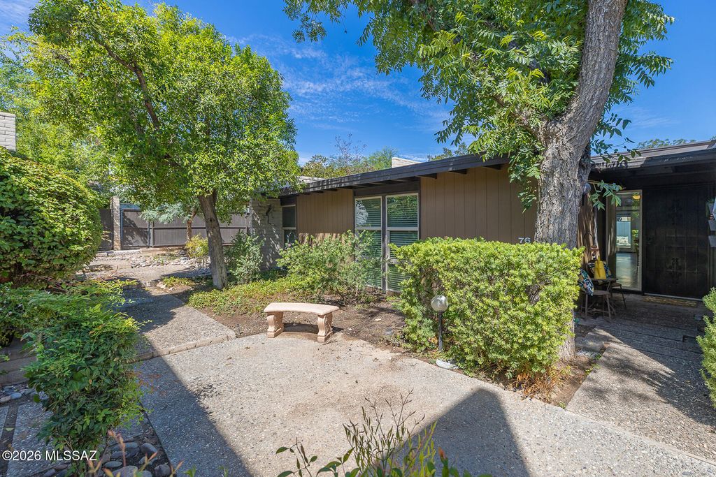 5701 E Glenn St Apt 76, Tucson, AZ 85712