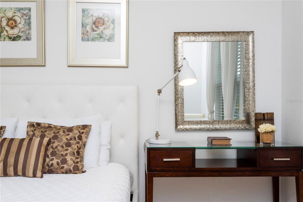 Image 13 of property listing at 5000 CAYVIEW AVENUE 30908, Orlando, FL 32819