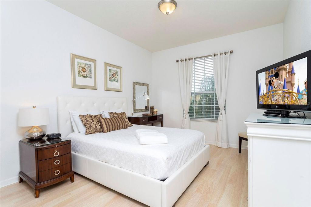 Image 15 of property listing at 5000 CAYVIEW AVENUE 30908, Orlando, FL 32819