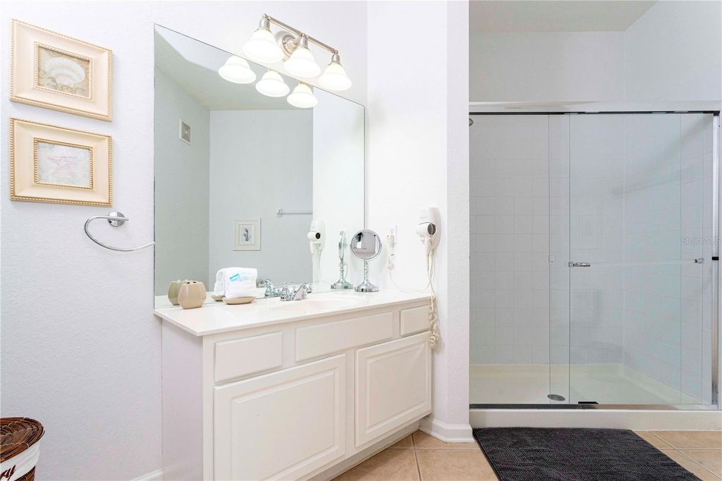 Image 17 of property listing at 5000 CAYVIEW AVENUE 30908, Orlando, FL 32819