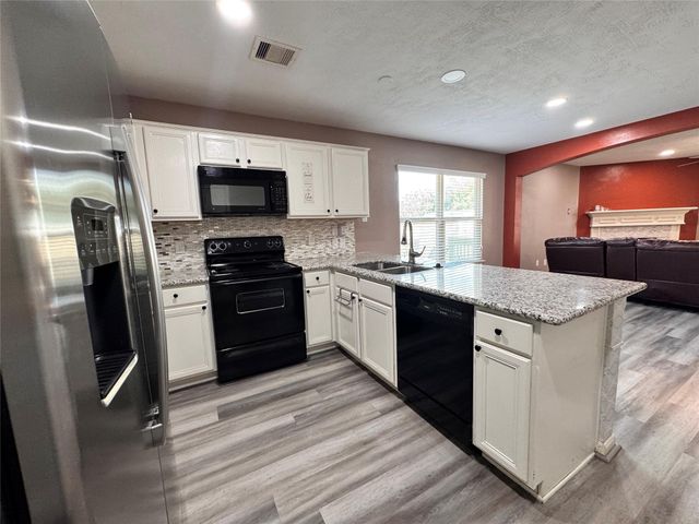 19115 Saddleville Mills Lane, Cypress, TX 77433