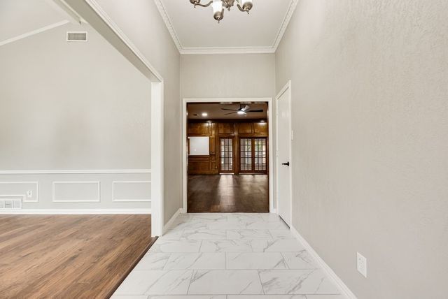 915 Greenbriar Lane, Duncanville, TX 75137