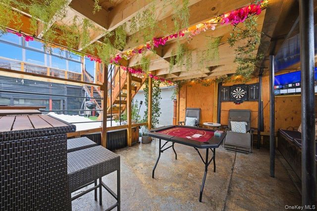 4641 Carpenter Avenue, Bronx, NY 10470