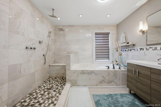 4641 Carpenter Avenue, Bronx, NY 10470