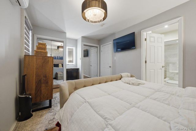 4641 Carpenter Avenue, Bronx, NY 10470