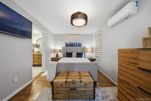 4641 Carpenter Avenue, Bronx, NY 10470