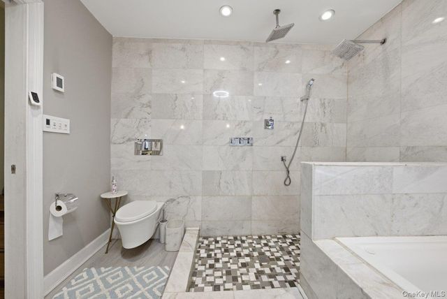 4641 Carpenter Avenue, Bronx, NY 10470