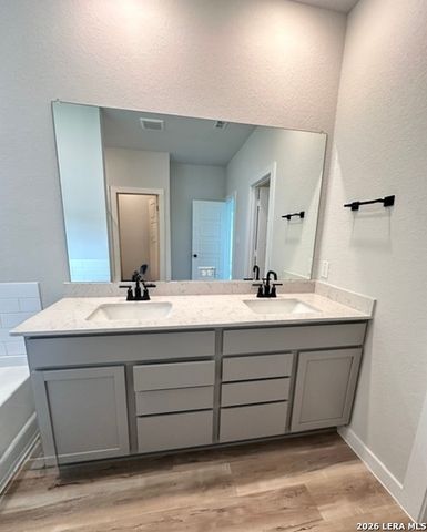 240 Brook Shadow, Cibolo, TX 78108