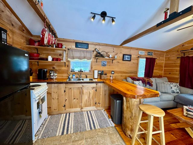 13 Darwin Drive, Stewartstown, NH 03597