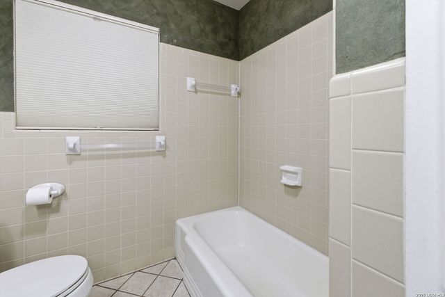 222 SONATA DR, San Antonio, TX 78216