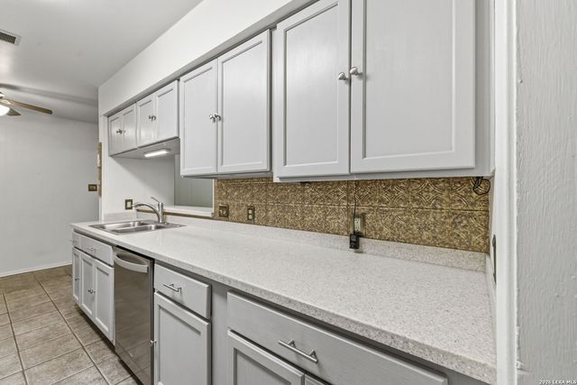 222 SONATA DR, San Antonio, TX 78216