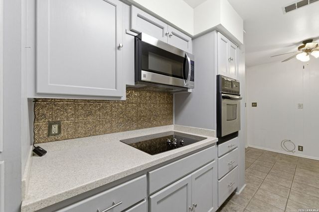 222 SONATA DR, San Antonio, TX 78216