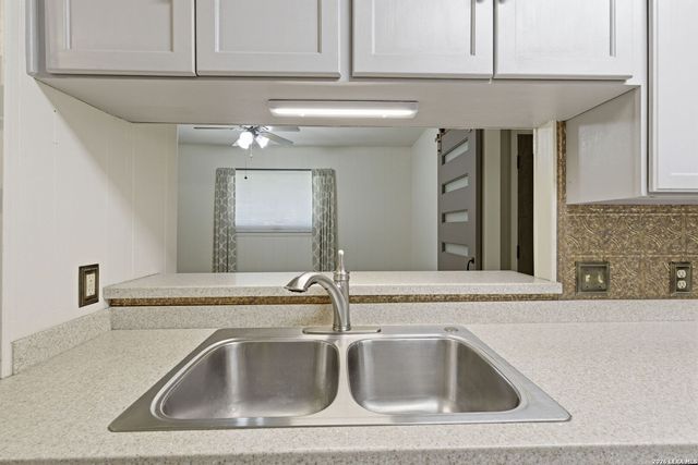 222 SONATA DR, San Antonio, TX 78216