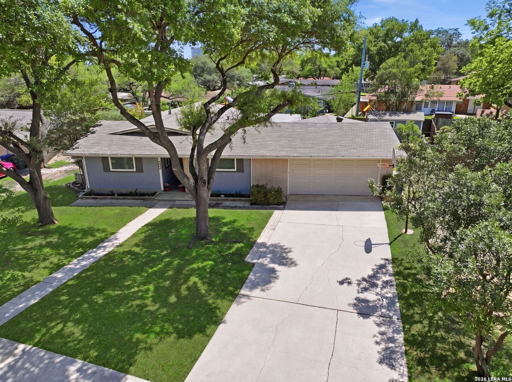 222 SONATA DR, San Antonio, TX 78216