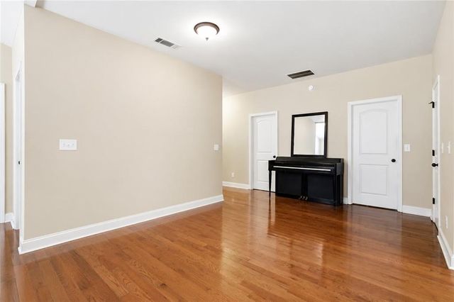 16 Allatoona Woods Trail SE, Acworth, GA 30102