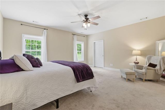 16 Allatoona Woods Trail SE, Acworth, GA 30102