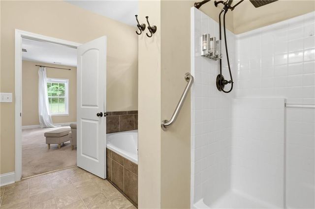 16 Allatoona Woods Trail SE, Acworth, GA 30102