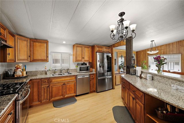 12101 Dale 105, Stanton, CA 90680