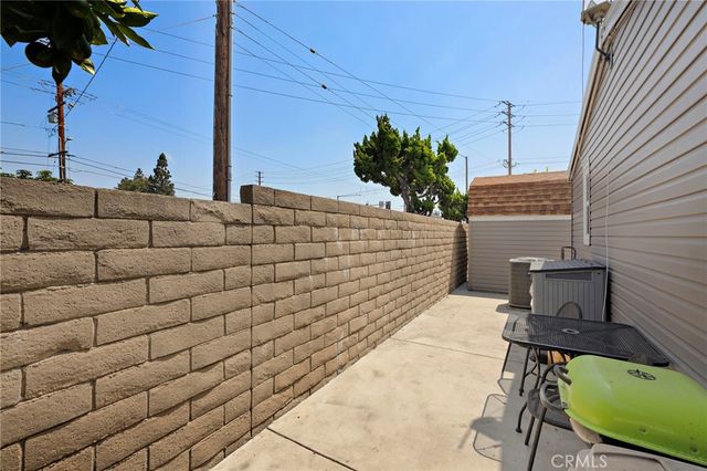 12101 Dale 105, Stanton, CA 90680