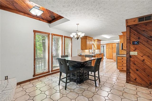 2530 Rockbridge Road NW, Conyers, GA 30012