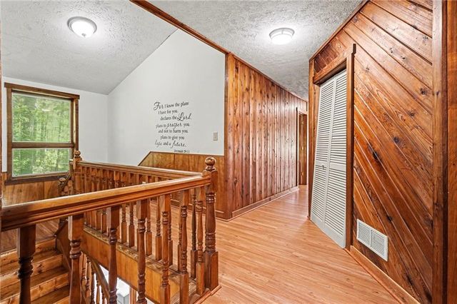 2530 Rockbridge Road NW, Conyers, GA 30012