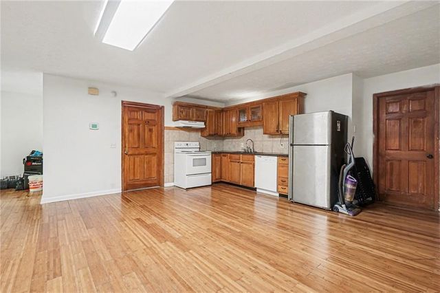 2530 Rockbridge Road NW, Conyers, GA 30012