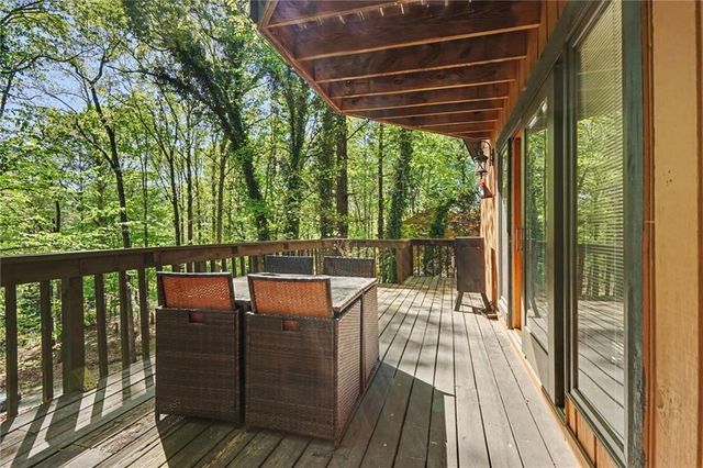 2530 Rockbridge Road NW, Conyers, GA 30012