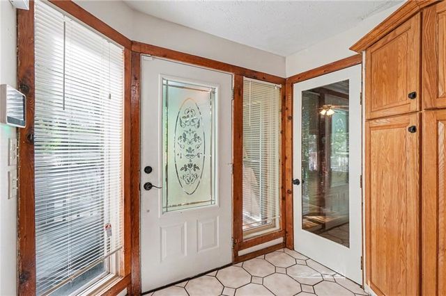 2530 Rockbridge Road NW, Conyers, GA 30012