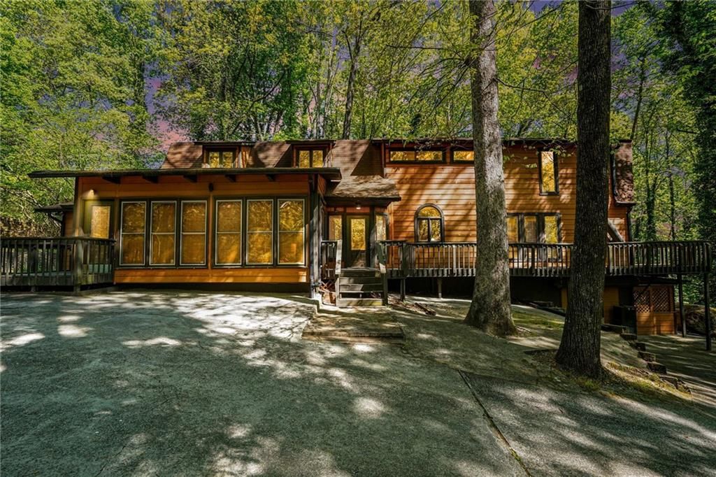 2530 Rockbridge Road NW, Conyers, GA 30012