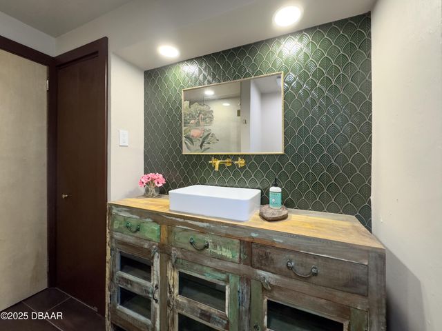 1203 Pat Avenue, New Smyrna Beach, FL 32168