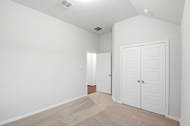 2106 Villa Flora Lane, Friendswood, TX 77546