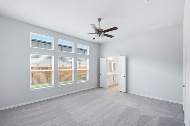 2106 Villa Flora Lane, Friendswood, TX 77546