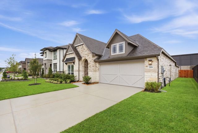 2106 Villa Flora Lane, Friendswood, TX 77546