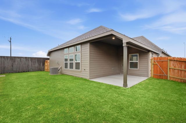 2106 Villa Flora Lane, Friendswood, TX 77546