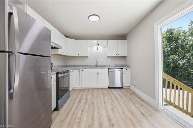 4237 Valley Circle, Thomasville, NC 27360