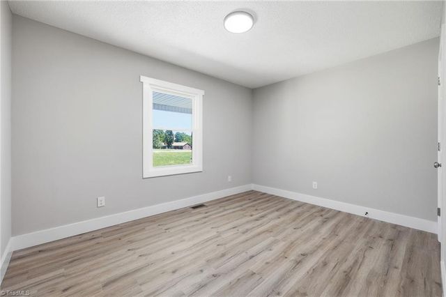 4237 Valley Circle, Thomasville, NC 27360