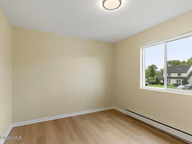 19 Harvest Way A, Waterford, NY 12188