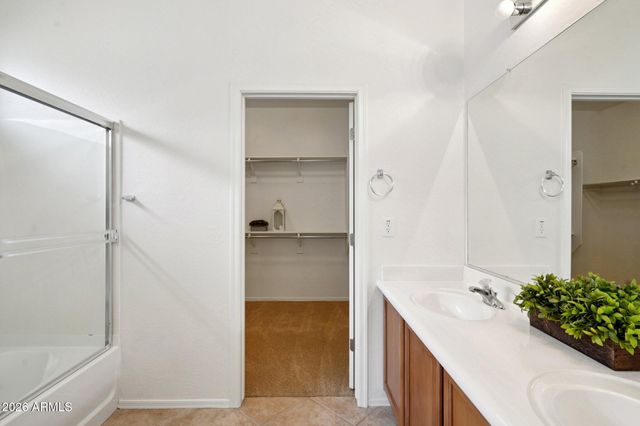 3852 W RANIER Court, Anthem, AZ 85086