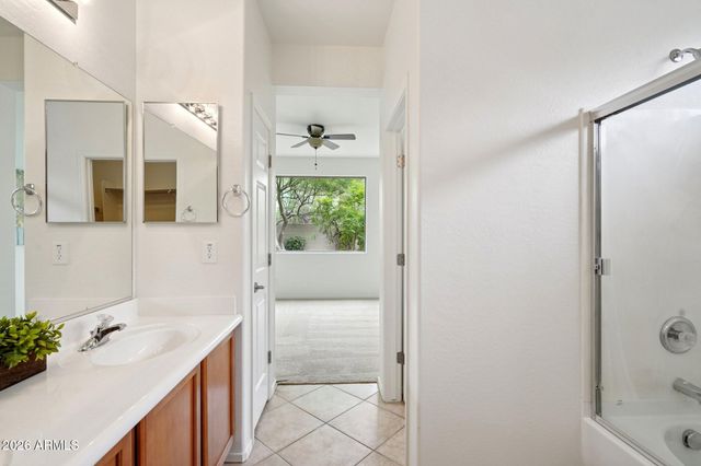 3852 W RANIER Court, Anthem, AZ 85086