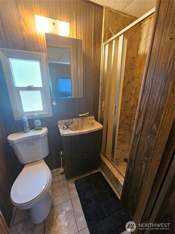 302 Main Street, Oroville, WA 98844