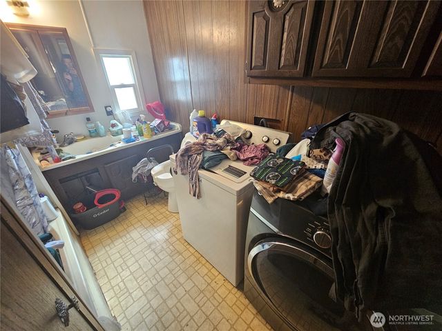 302 Main Street, Oroville, WA 98844