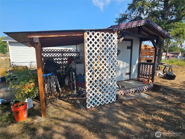 302 Main Street, Oroville, WA 98844