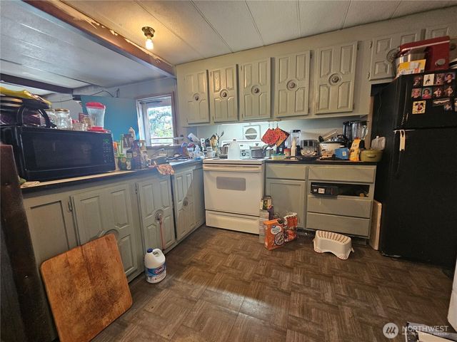 302 Main Street, Oroville, WA 98844